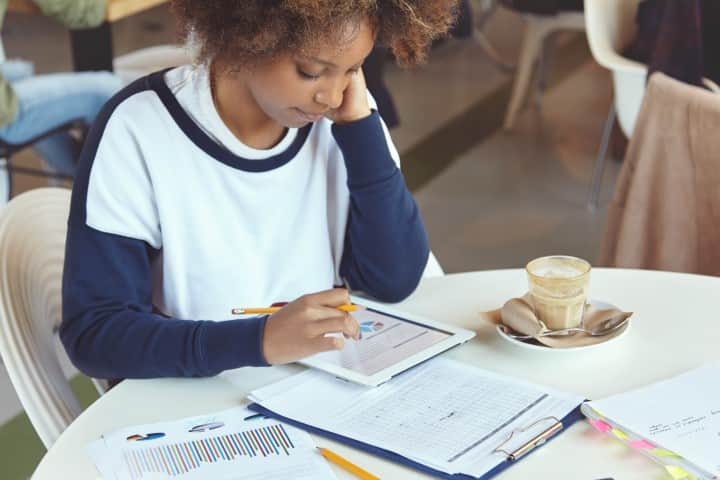 Share platform community member